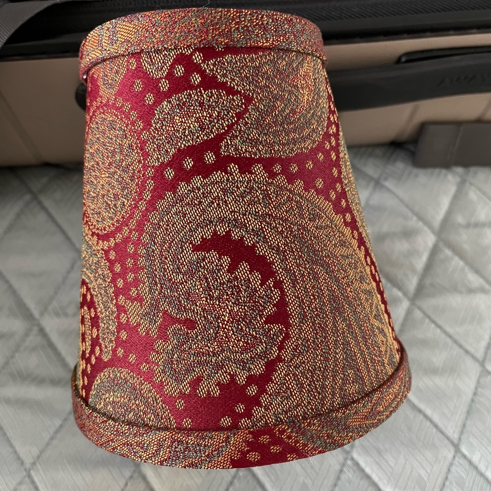 Seven 5” paisley shades NWT